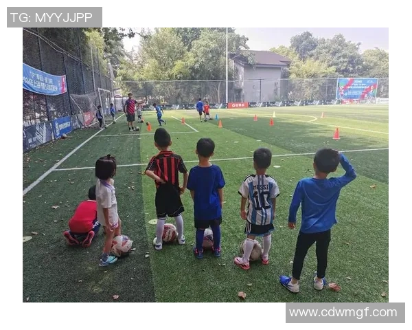 小学足球课完整视频教学分享助力孩子们快乐成长与运动技能提升